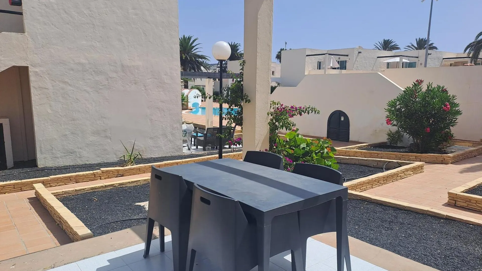Homeforguest Apartamento Alisios 1 Con Piscina En Corralejo Spain
