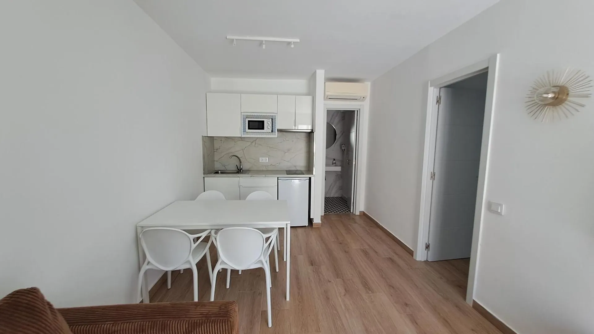 Homeforguest Apartamento Alisios 1 Con Piscina En Коральео Апартаменты